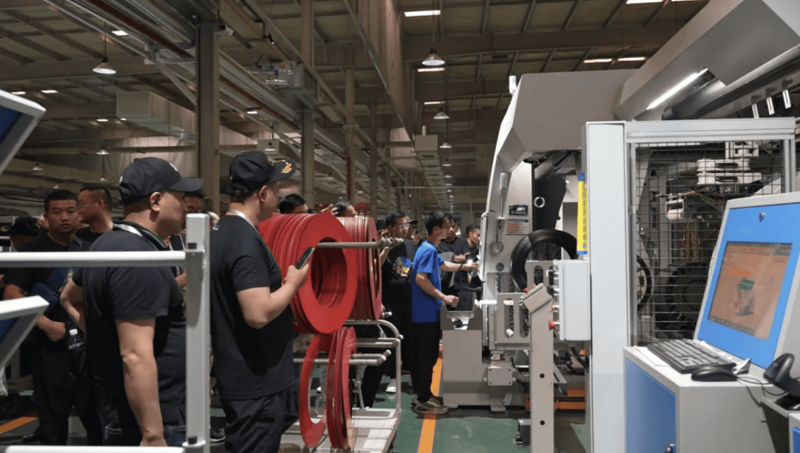 華盛輪胎廣饒展大放異彩，四大展位黑科技新品彰顯國產(chǎn)實(shí)力